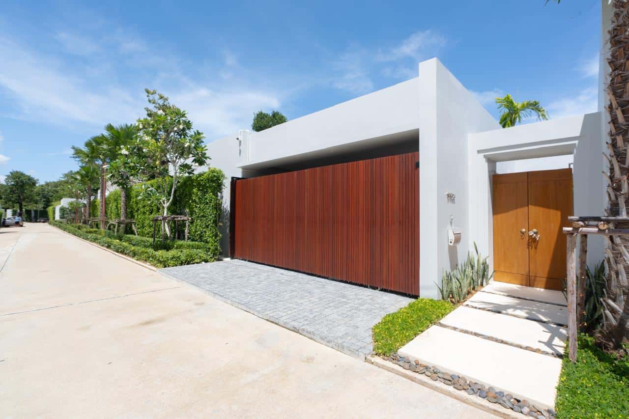 15cd800c-445c-4254-be4f-4d2d3d138f9d